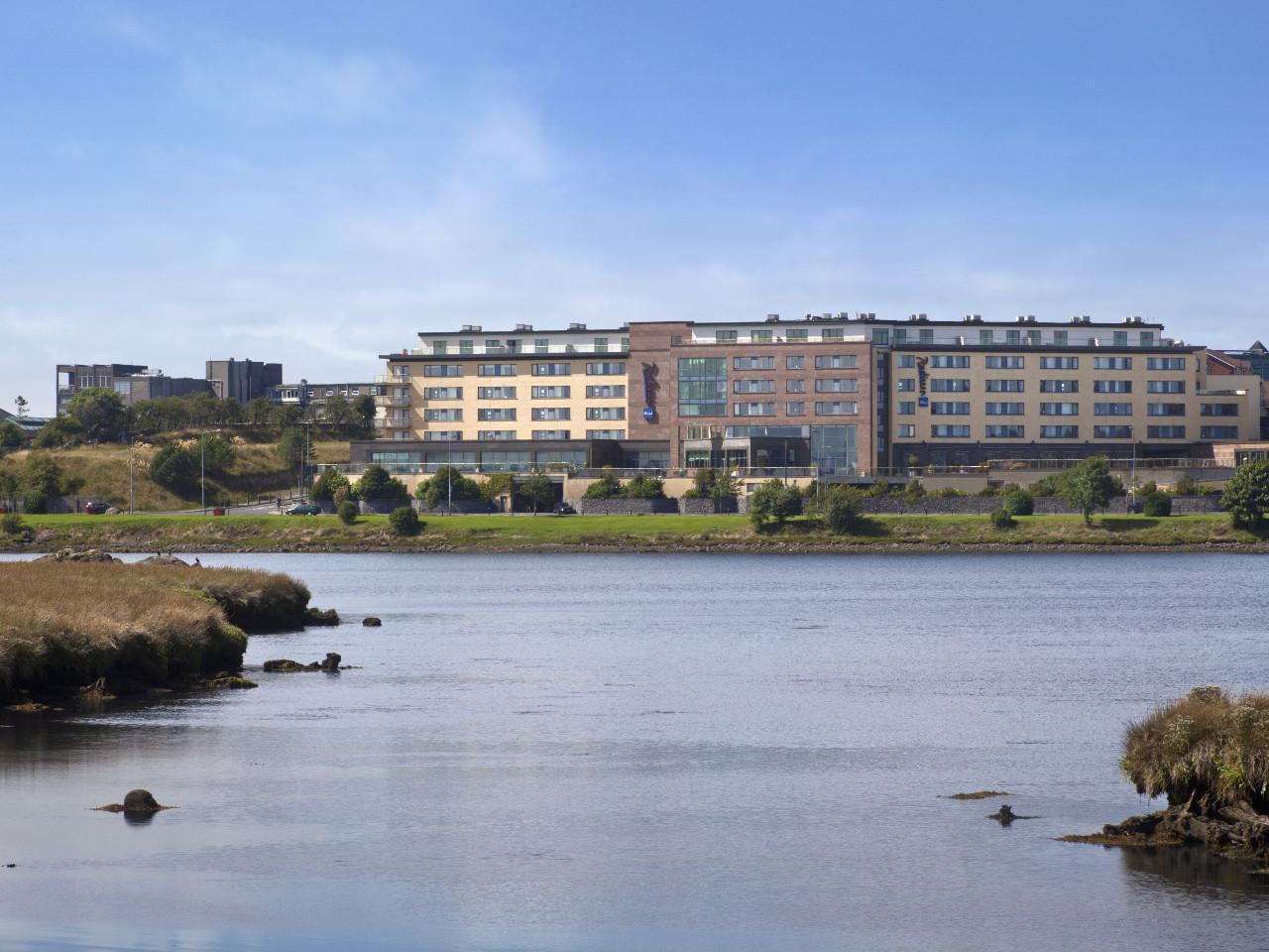 The Galmont Hotel & Spa Galway Exterior foto